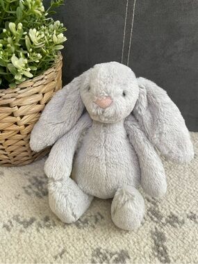 JELLYCAT Small Bashful Grey Bunny 8” Stuffed Plush Toy